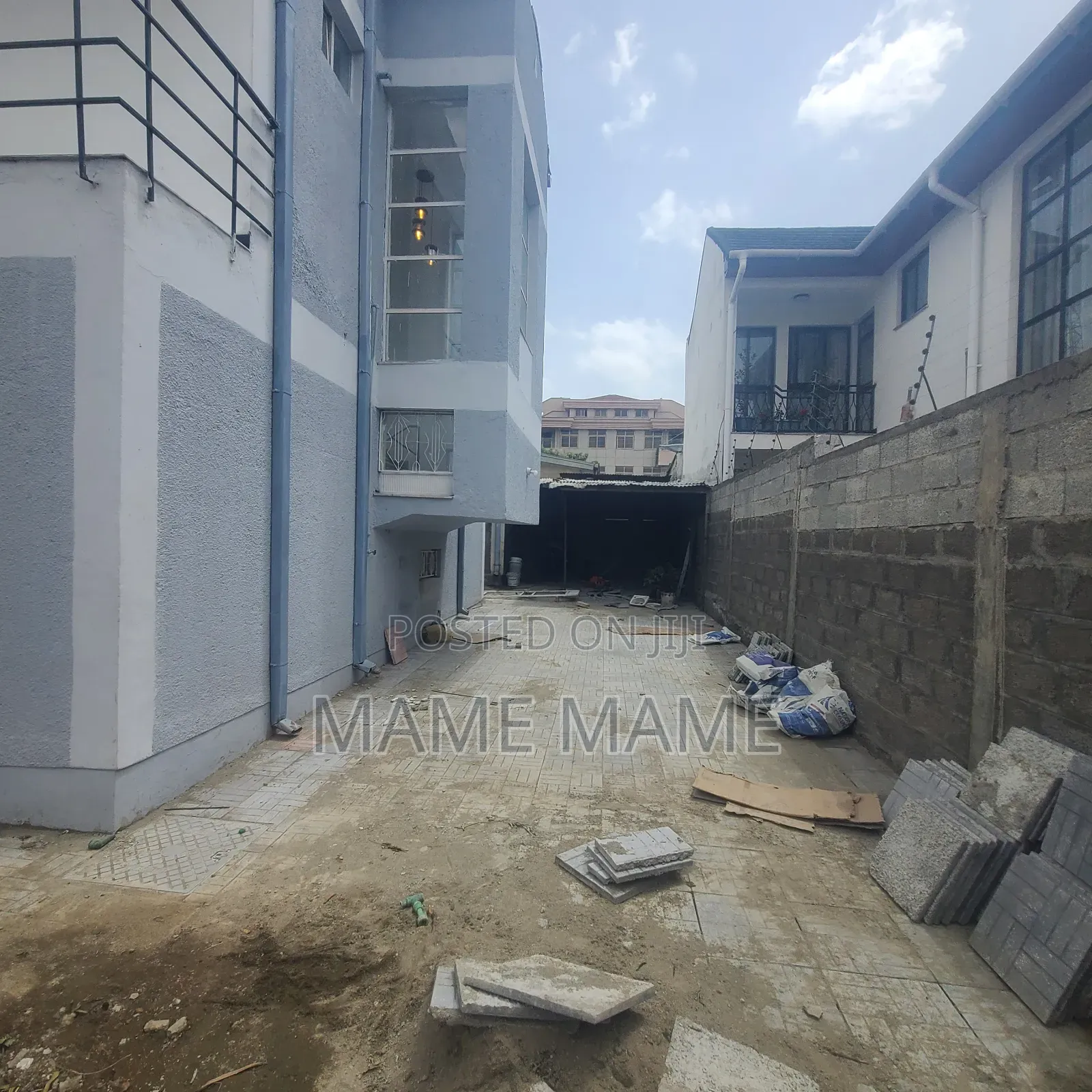 4bdrm House in Addis Abeba, Bole for rent