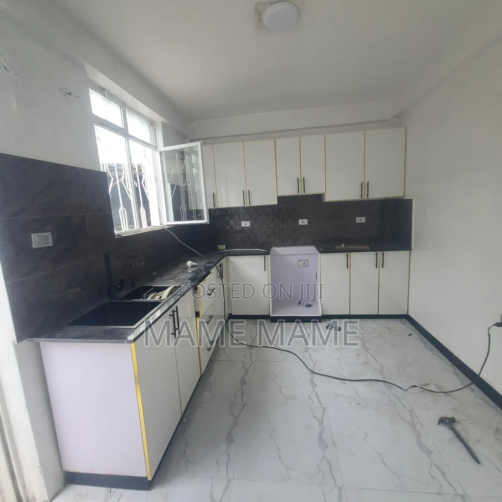 4bdrm House in Addis Abeba, Bole for rent