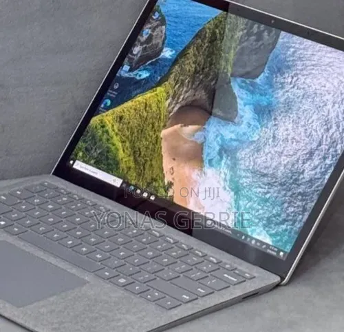 New Laptop Microsoft Surface 16GB Intel Core i7 SSD 512GB