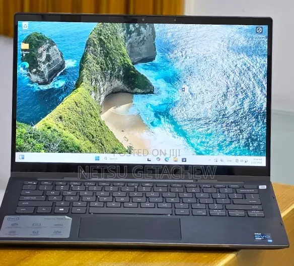 New Laptop Dell Inspiron 7306 16GB Intel Core i7 SSD 512GB
