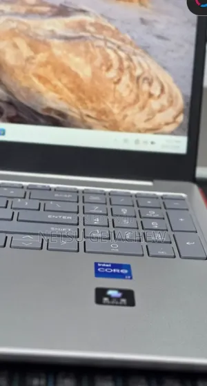 New Laptop HP Stream Notebook 16GB Intel Core i7 SSD 1T