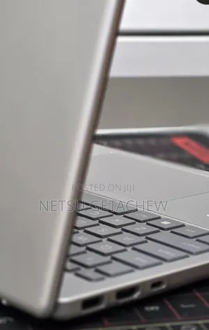 New Laptop HP Stream Notebook 16GB Intel Core i7 SSD 1T