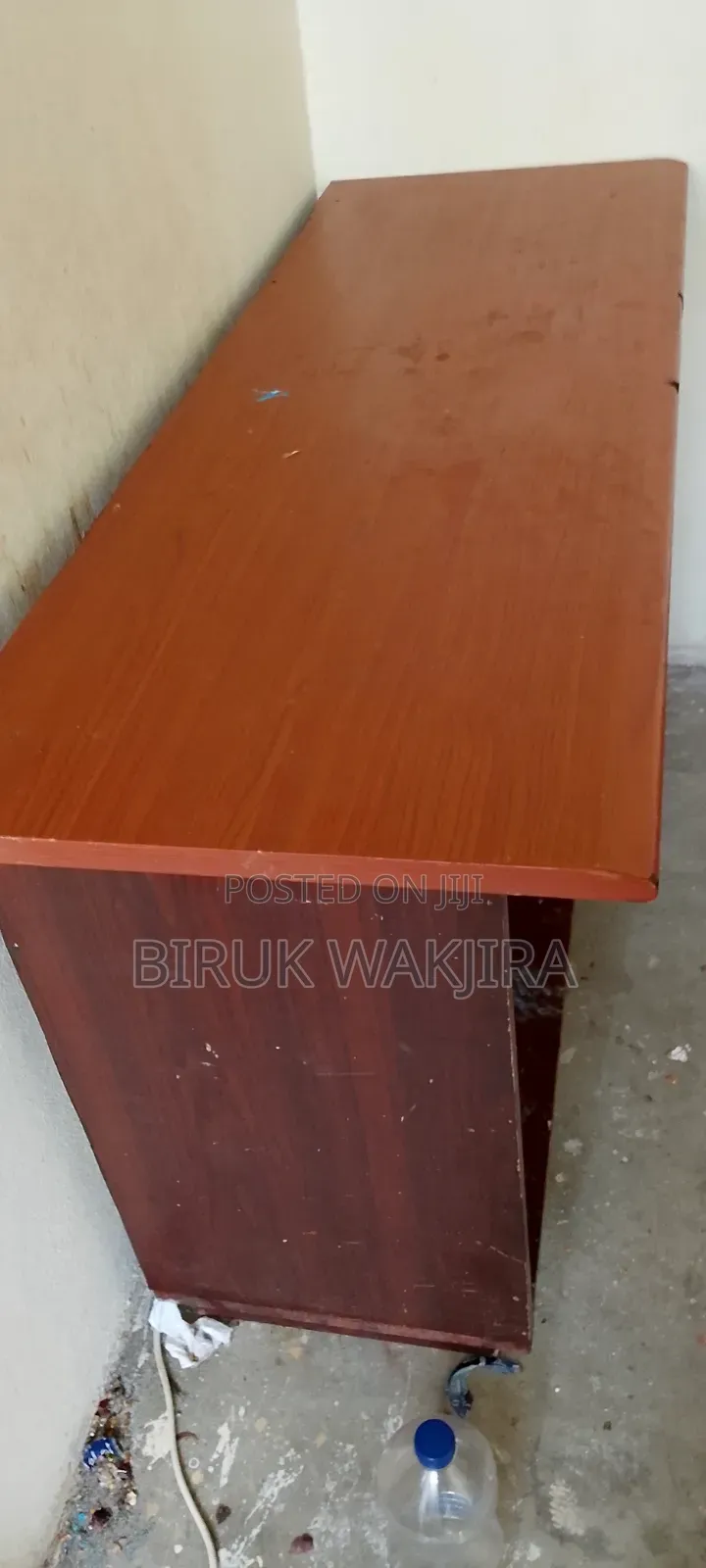 Office Chair and Table Table Size 1.60