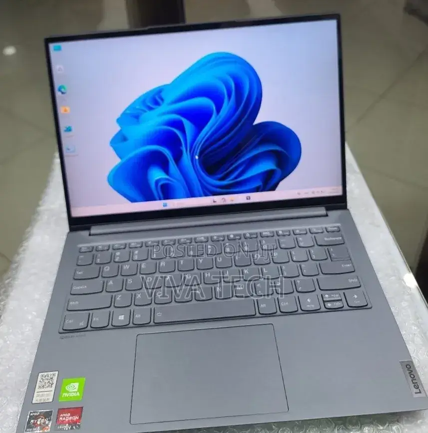New Laptop Lenovo Yoga 7 15ITL5 16GB AMD Ryzen 7 SSD 512GB