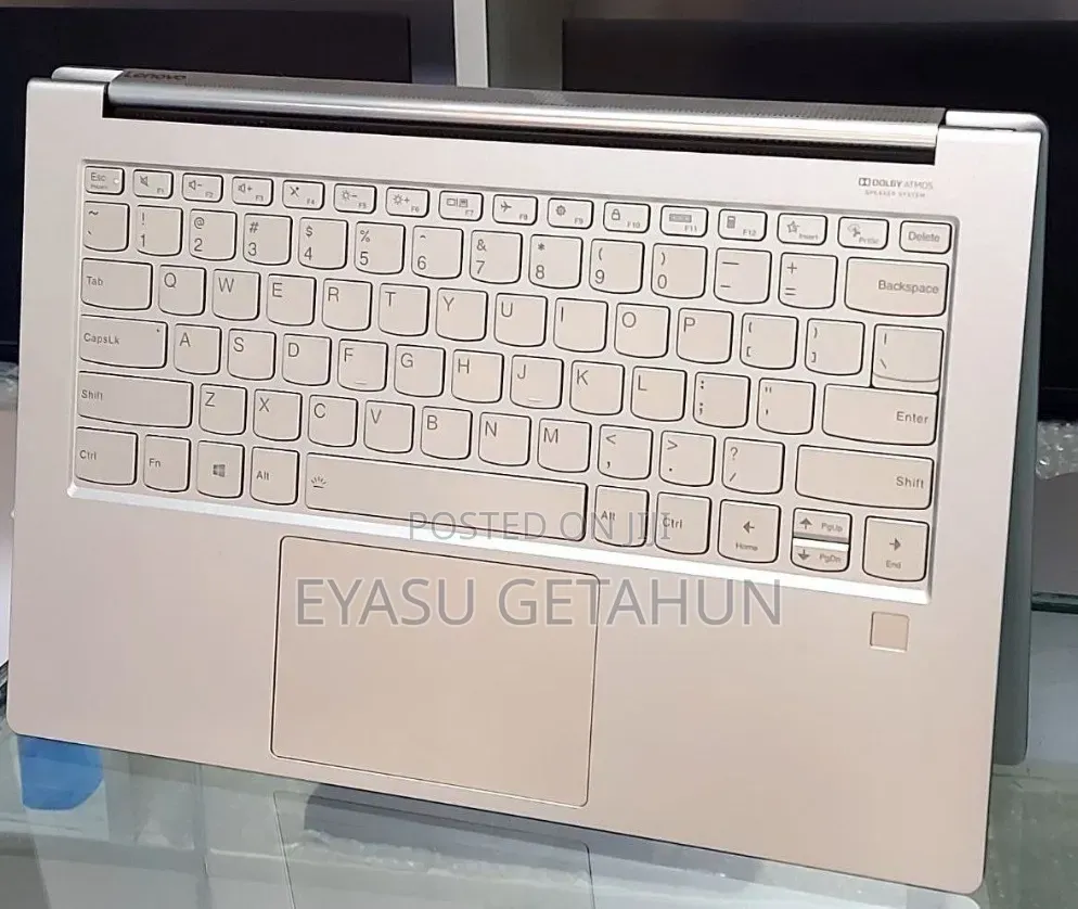 New Laptop Lenovo Yoga 9i 16GB Intel Core i7 SSD 512GB