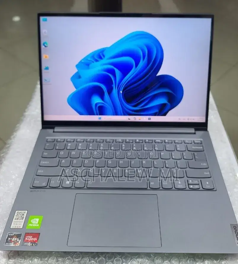 New Laptop Lenovo Yoga 2 16GB AMD Ryzen 7 SSD 512GB