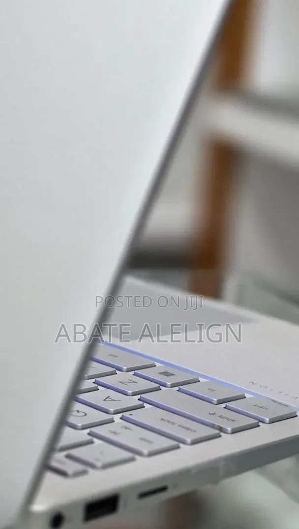 New Laptop HP Pavilion 14 16GB Intel Core i5 SSD 1T