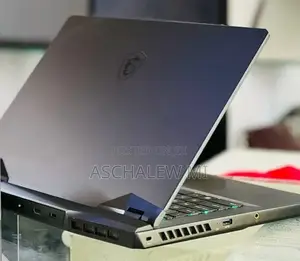 New Laptop MSI GP75 Leopard 16GB Intel Core i7 SSD 512GB