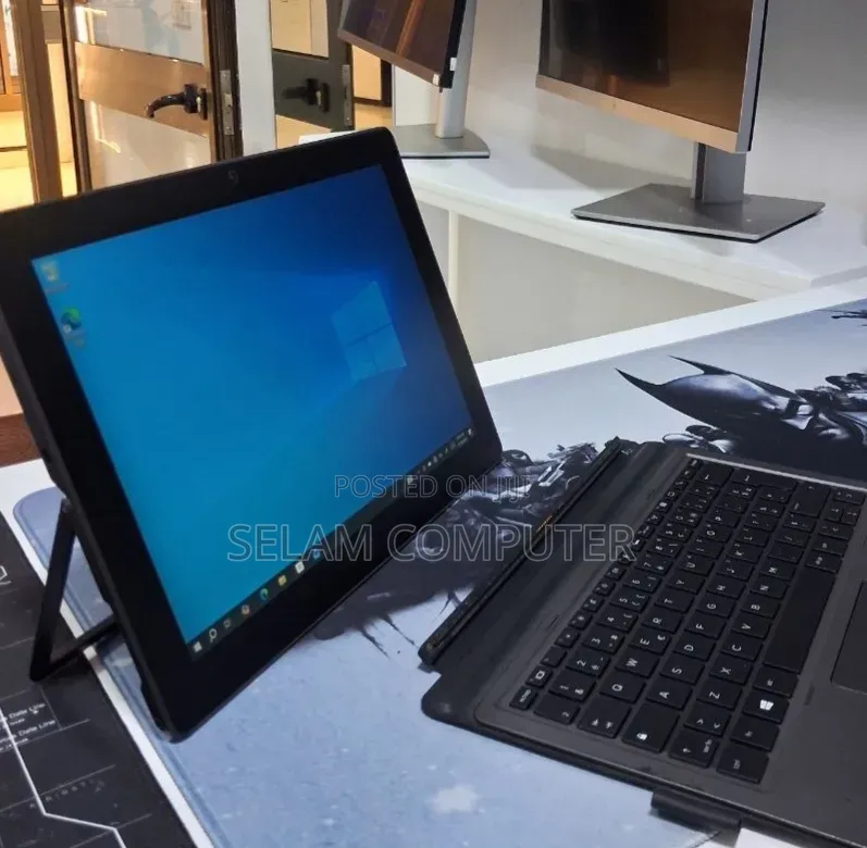 New Laptop HP Elite X2 1012 8GB Intel Core i5 SSD 256GB