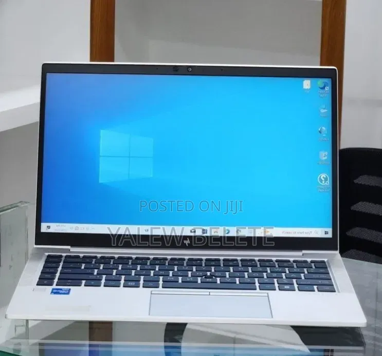New Laptop HP EliteBook 840 G8 8GB Intel Core i5 SSD 512GB