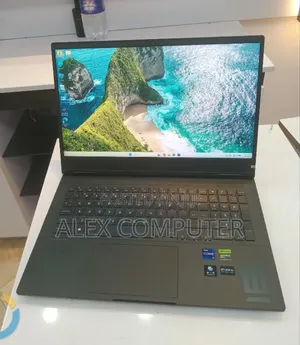 New Laptop HP Omen 16 16GB Intel Core i9 SSD 1T