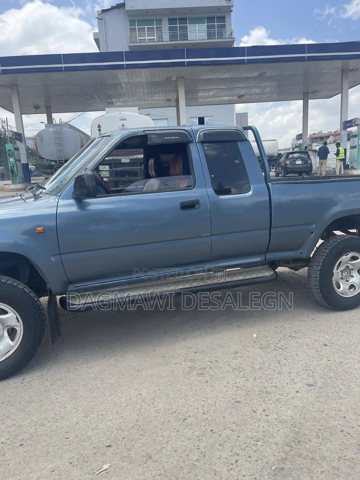 Toyota Hilux 1995 Blue