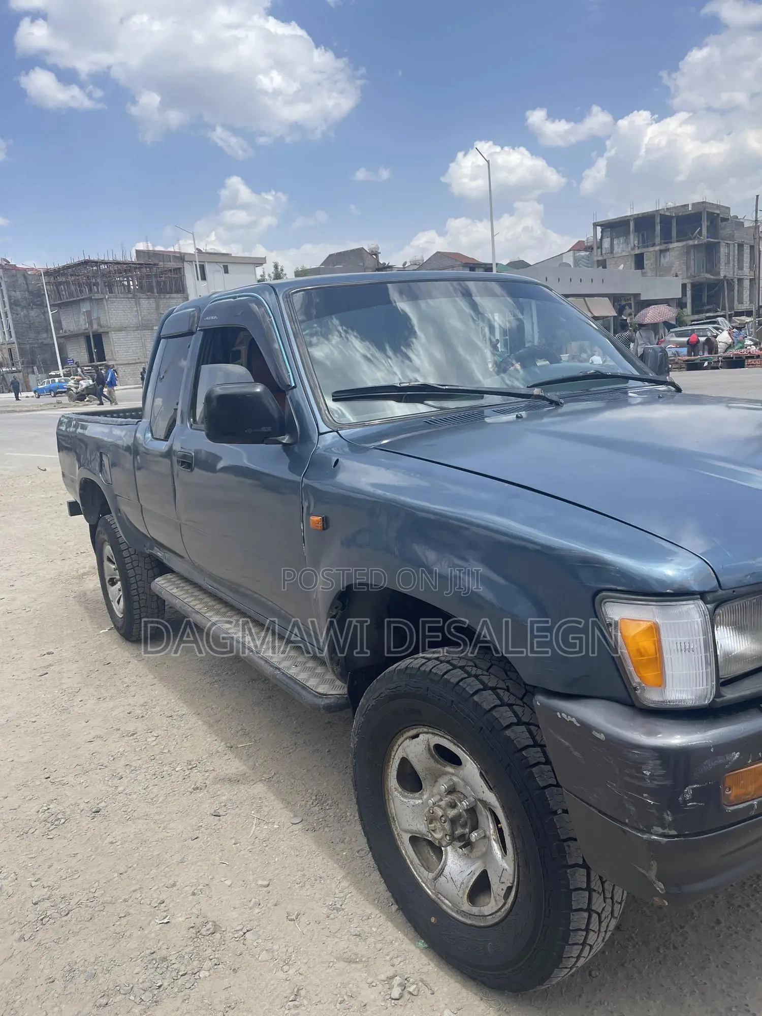 Toyota Hilux 1995 Blue