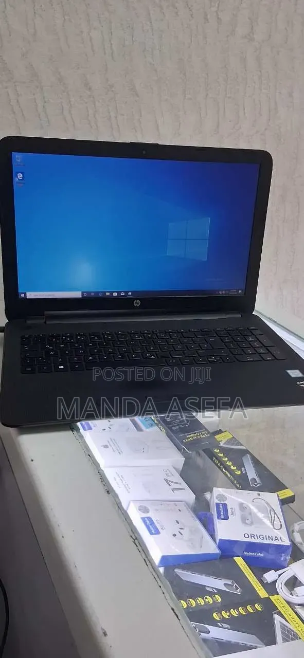 New Laptop HP Stream Notebook 8GB Intel Core i7 HDD 1T