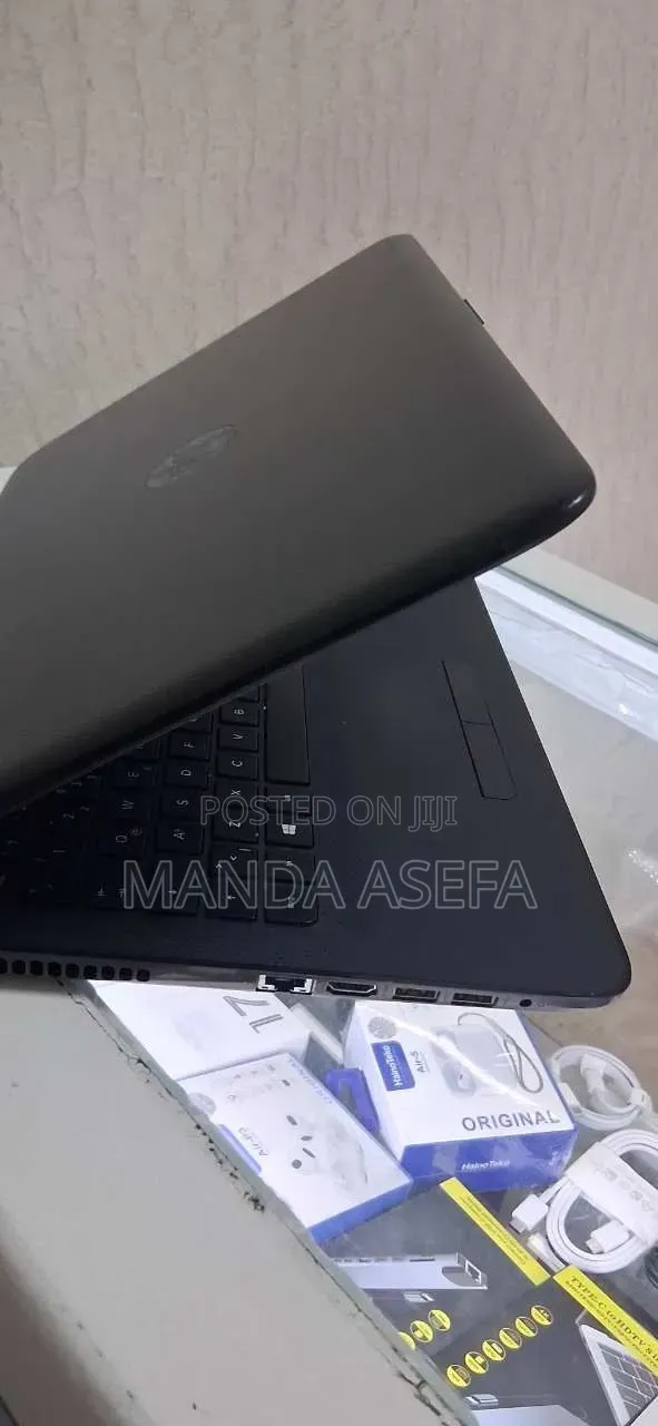 New Laptop HP Stream Notebook 8GB Intel Core i7 HDD 1T