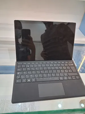 New Laptop Microsoft Surface Pro 7 16GB Intel Core i5 SSD 256GB