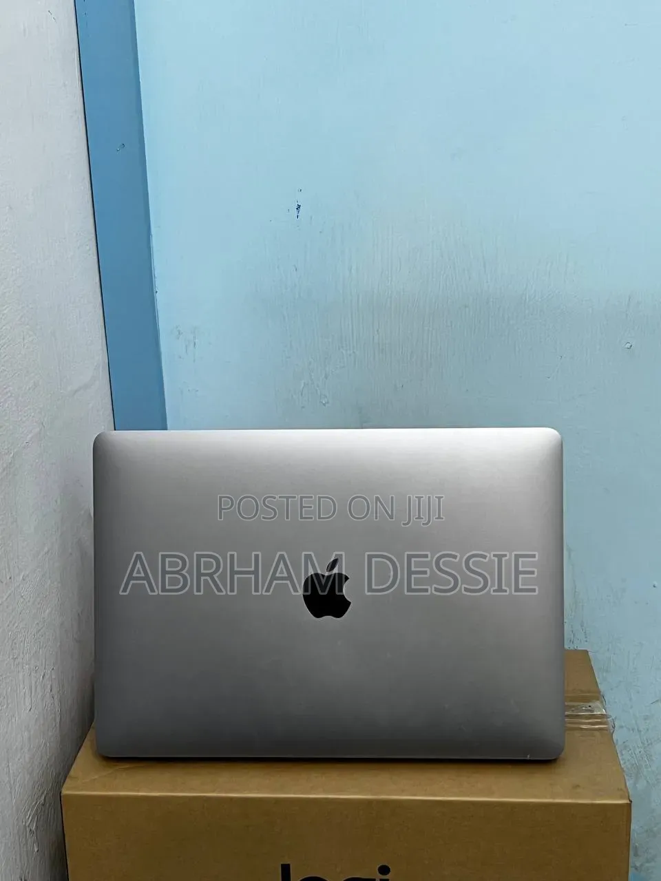 New Laptop Apple MacBook Air 2020 M1 8GB Apple M1 SSD 256GB