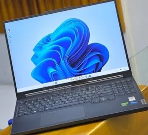 New Laptop Lenovo 16GB Intel Core i7 SSD 1T