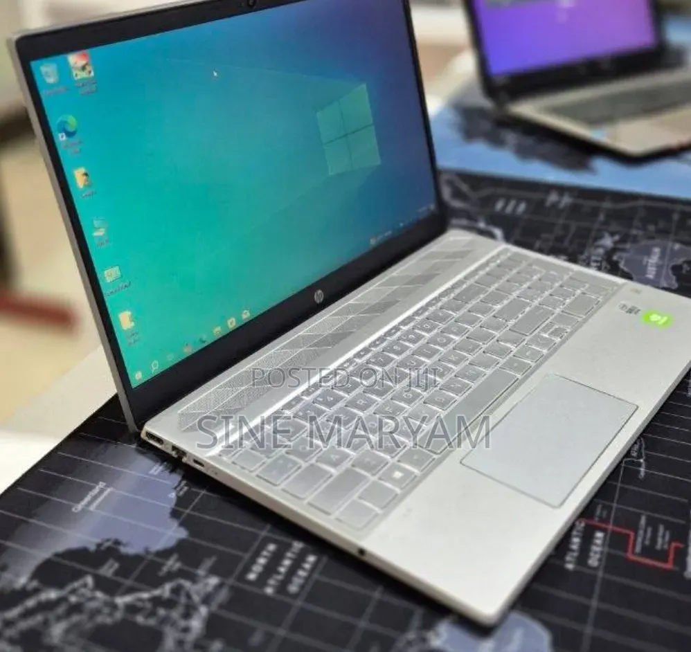 New Laptop HP Pavilion 15 8GB Intel Core i5 SSD 256GB