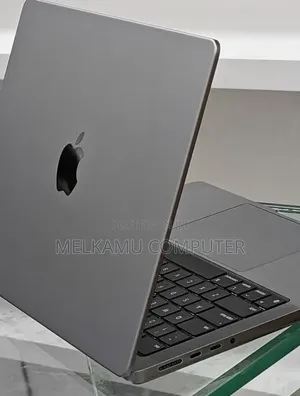 New Laptop Apple MacBook Pro 2023 M3 14-inch 8GB Apple M3 SSD 512GB