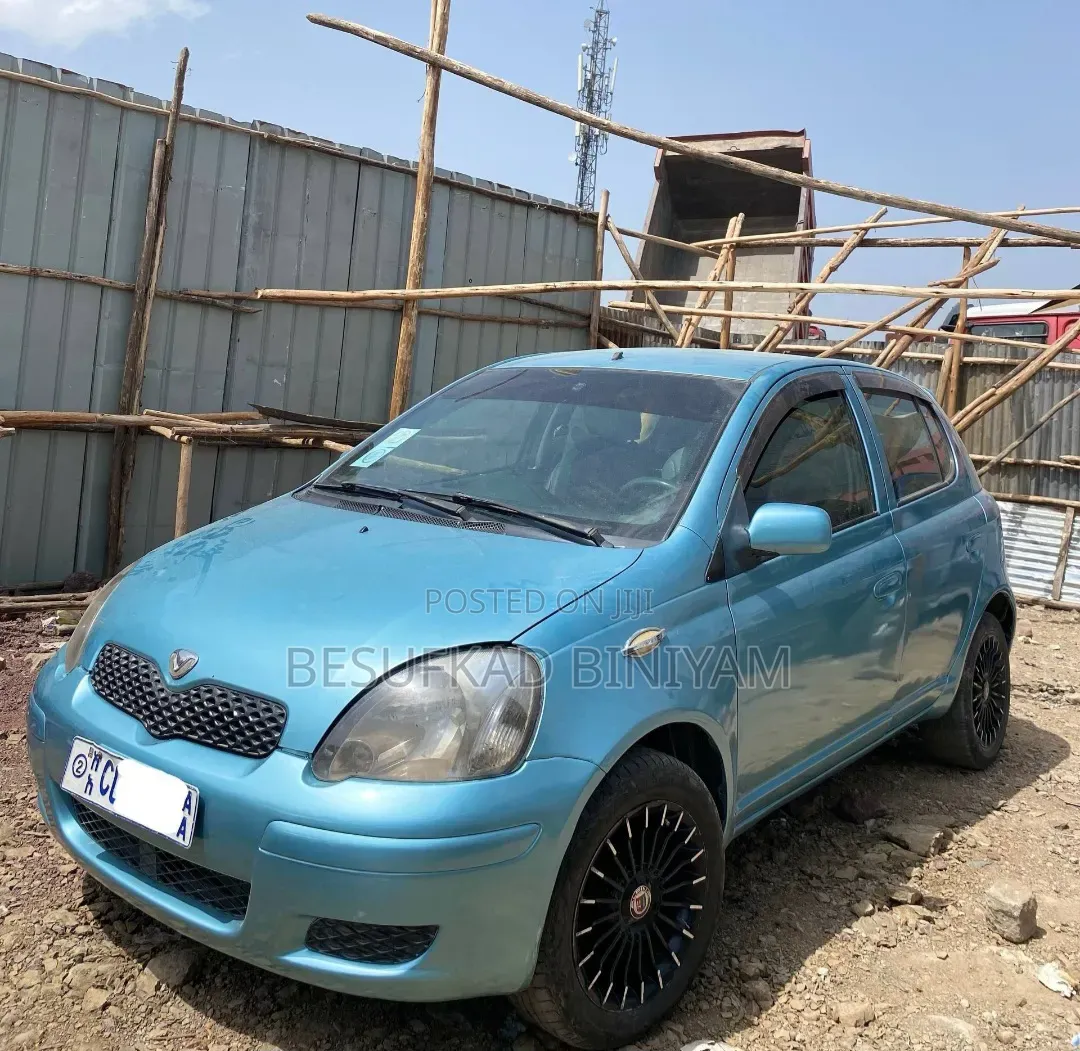 Toyota Vitz 1.0 FWD 5dr 2002 Blue
