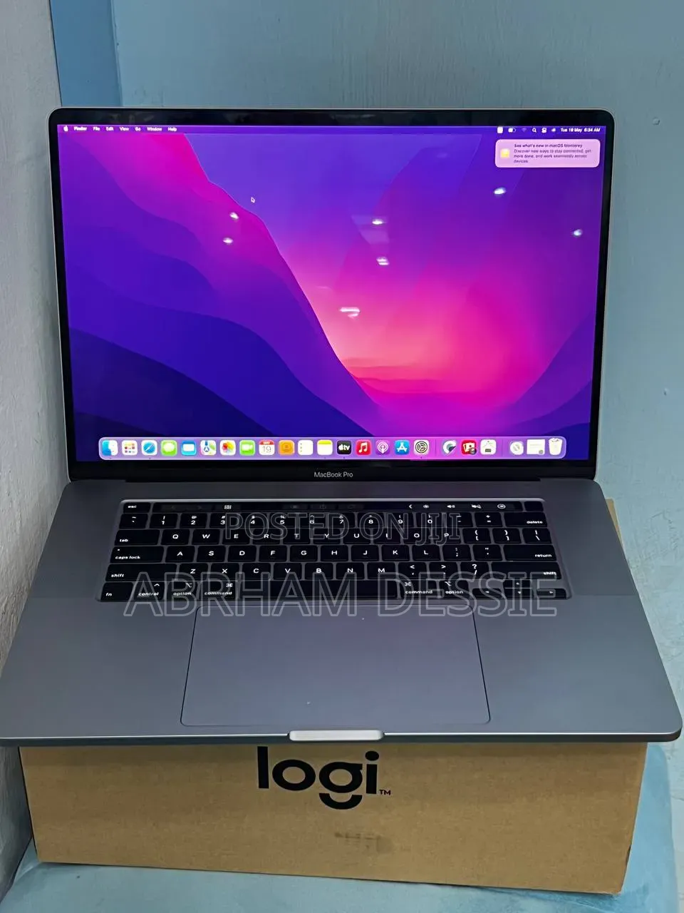 New Laptop Apple MacBook Pro 2019 32GB Intel Core i9 SSD 512GB