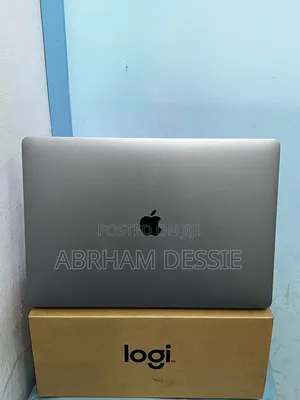 New Laptop Apple MacBook Pro 2019 32GB Intel Core i9 SSD 512GB