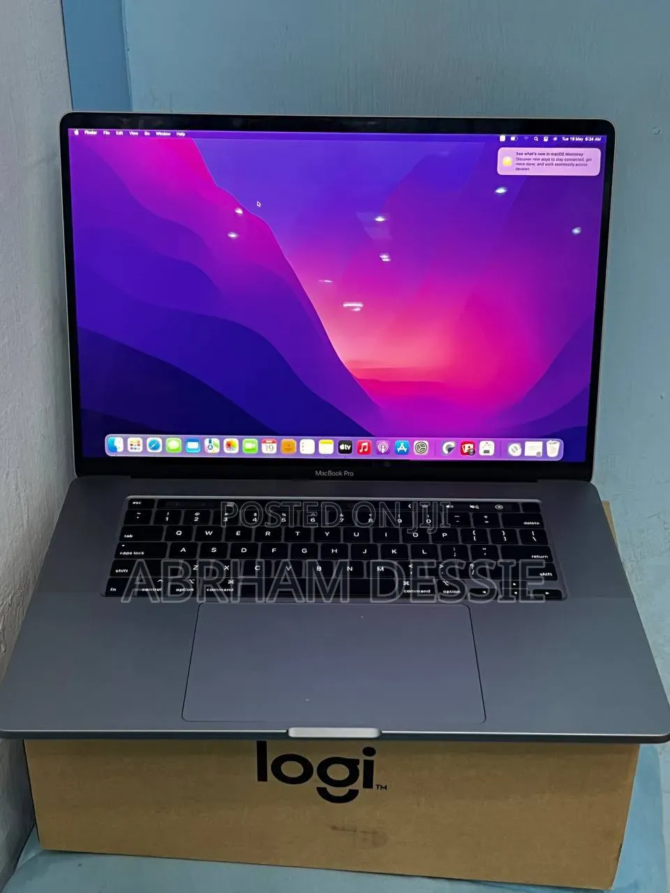 New Laptop Apple MacBook Pro 2019 32GB Intel Core i9 SSD 512GB
