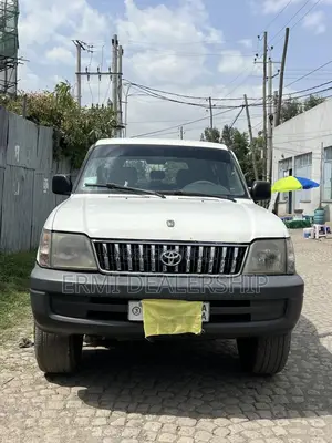 Toyota Land Cruiser Prado 2.7 16V 3dr 1999 White