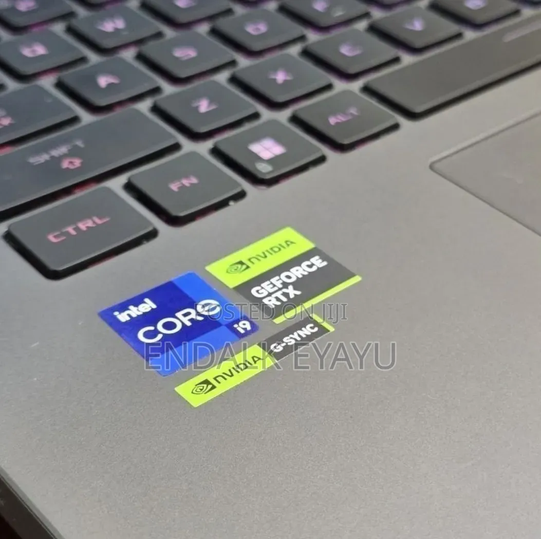 New Laptop Asus 32GB Intel Core i9 SSD 2T
