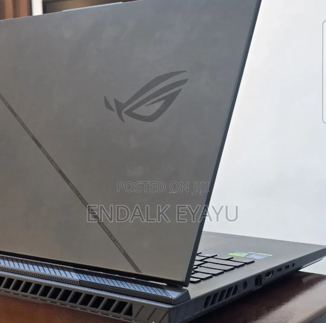 New Laptop Asus 32GB Intel Core i9 SSD 2T