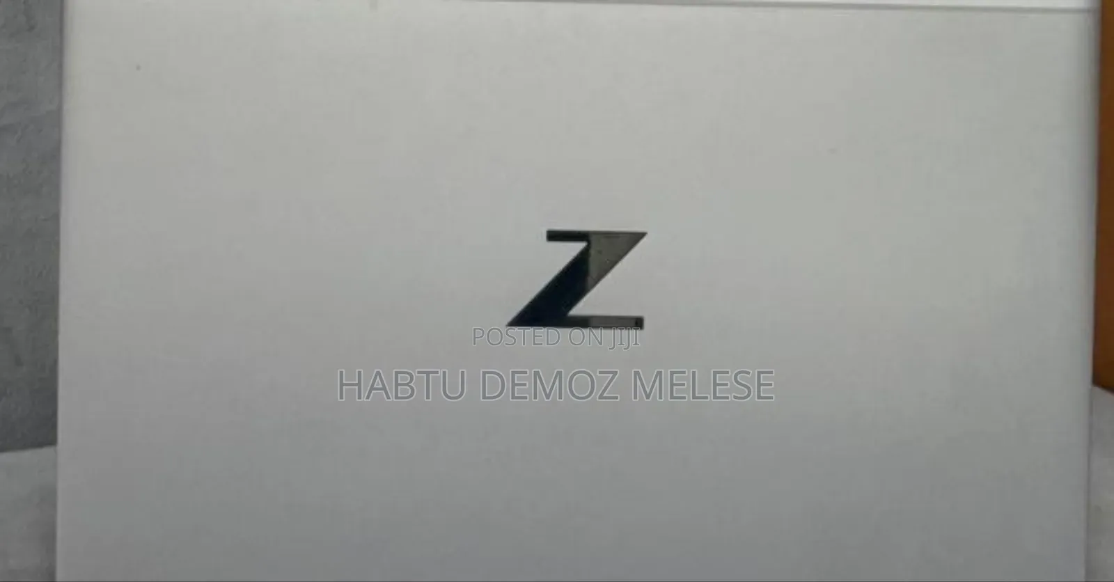 New Laptop HP ZBook Firefly G8 16GB Intel Core i7 SSD 512GB