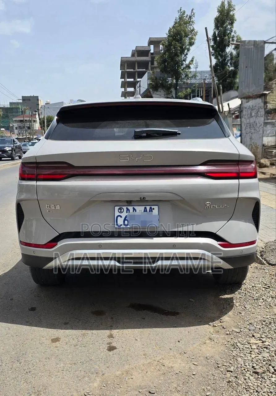 New BYD Song Plus 2024 Gray
