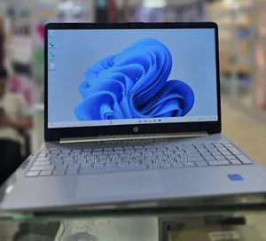 New Laptop HP 16GB Intel Core i7 SSD 512GB