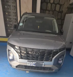 Hyundai Creta 2023 Silver