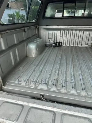 Nissan Frontier 2006 Gray
