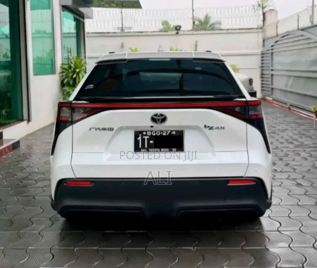 New Toyota bZ4X 2025 White
