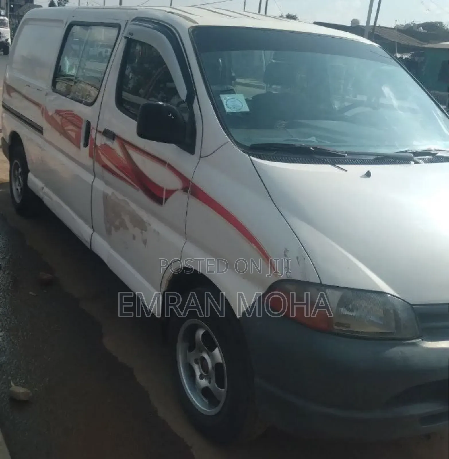 Toyota HiAce 1999 Beige