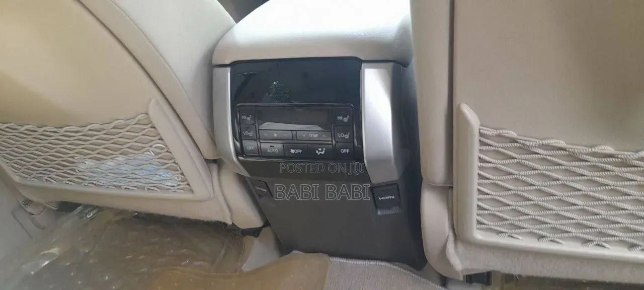 Toyota Land Cruiser Prado 2021 Gray