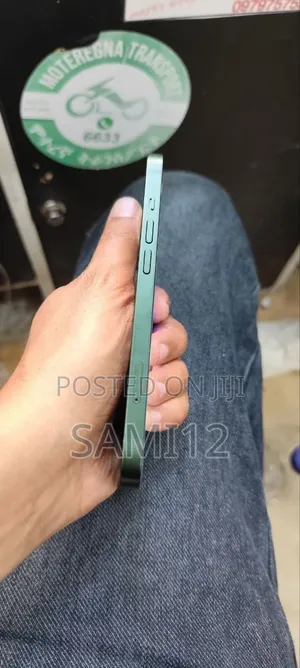 New Apple iPhone 13 128 GB Gray