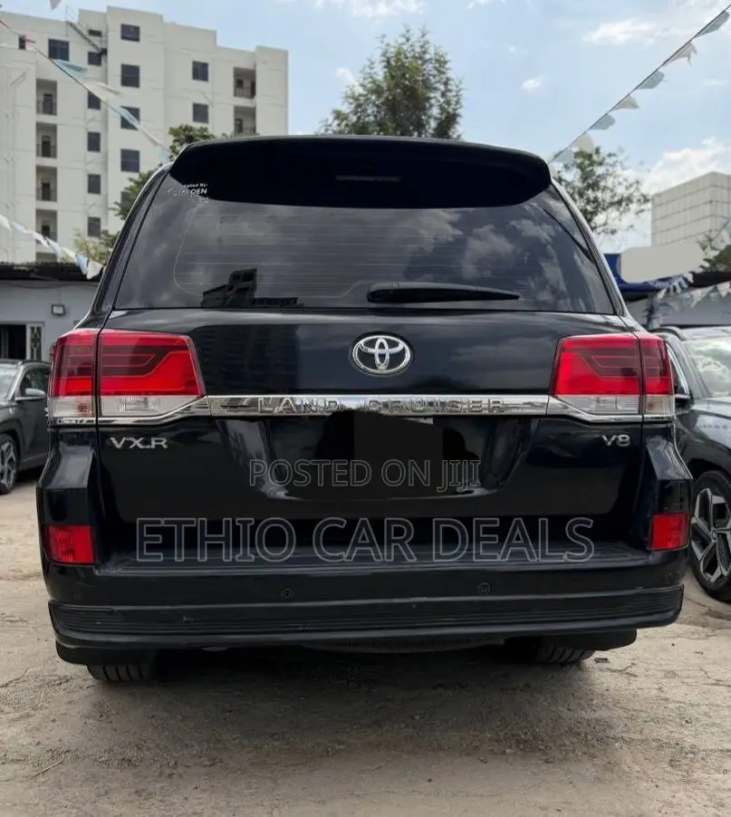 Toyota Land Cruiser 4.5 V8 GXR 2020 Black
