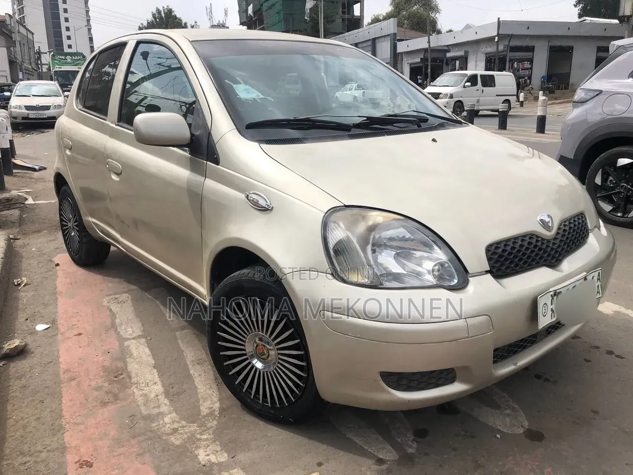 Toyota Vitz 2004 Gold