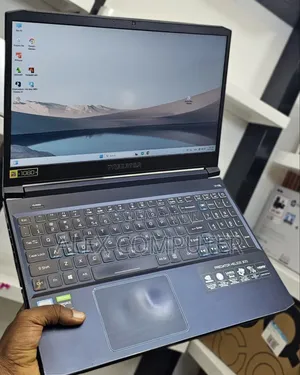 New Laptop Acer Predator Helios 300 16GB Intel Core i7 SSD 512GB