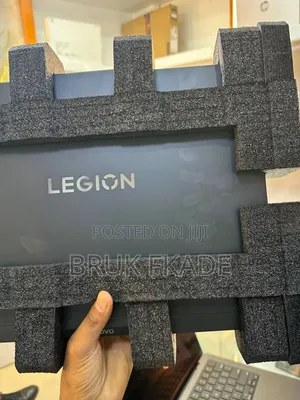 New Laptop Lenovo Legion 7 2GB Intel Core Ultra 9 SSD 640GB