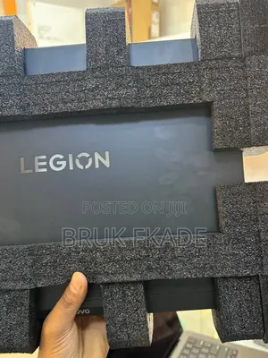 New Laptop Lenovo Legion 7 2GB Intel Core Ultra 9 SSD 640GB