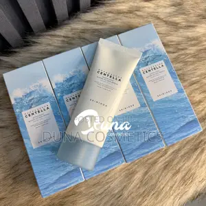Skin1004 Madagascar Centella Hyalu-Cica Water-Fit Sun Serum