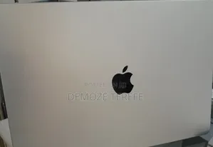 New Laptop HP Pavilion 15 16GB Apple M1 Pro SSD 512GB