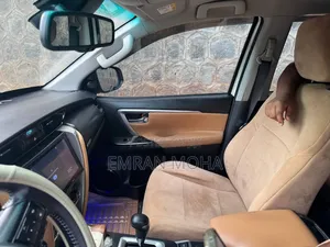 Toyota Fortuner 2021 White