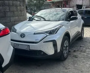 Toyota C-HR 2023 White
