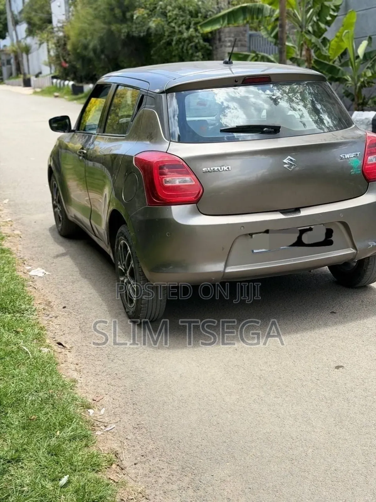 Suzuki Swift 2022 Gray